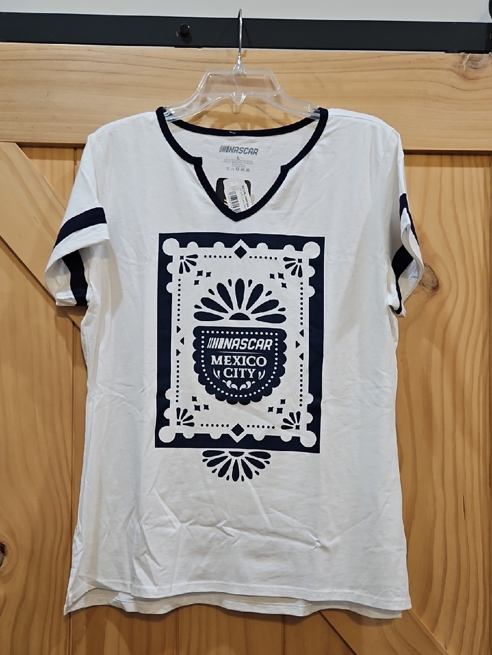 NWT | NASCAR Mexico City White & Navy Graphic Tee | Large